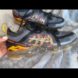 Nike vapor max size 7
